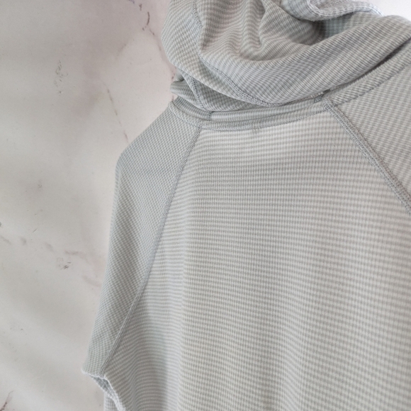 Kuhl Hoodie Womens Large Stria Gray Striped Pullover Kangaroo Pocket - Picture 10 of 12